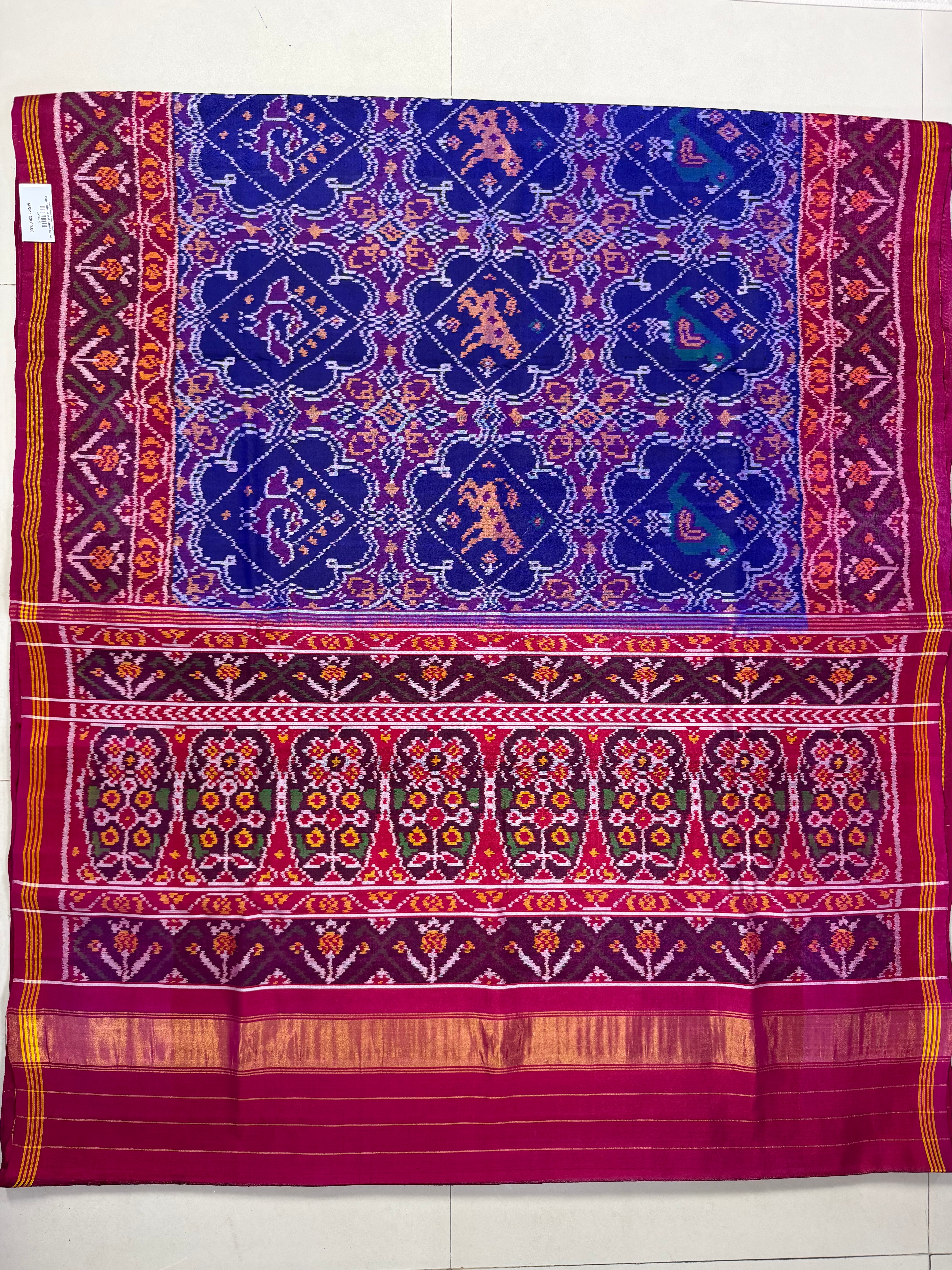 Big Motifs Design Handwoven Patola Silk Saree
