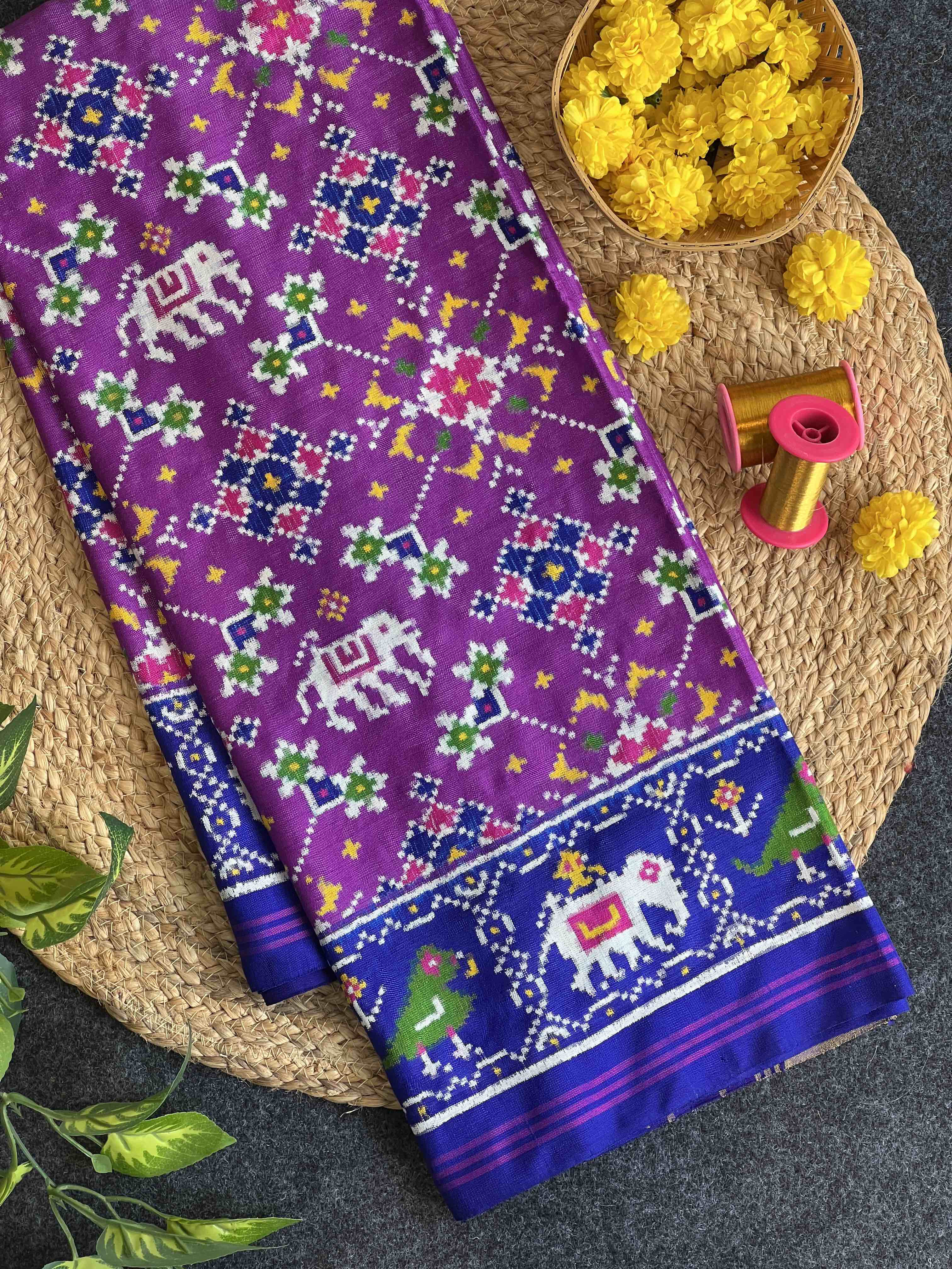 Handwoven Double Ikat Patola Silk Saree Navratna Design Main image