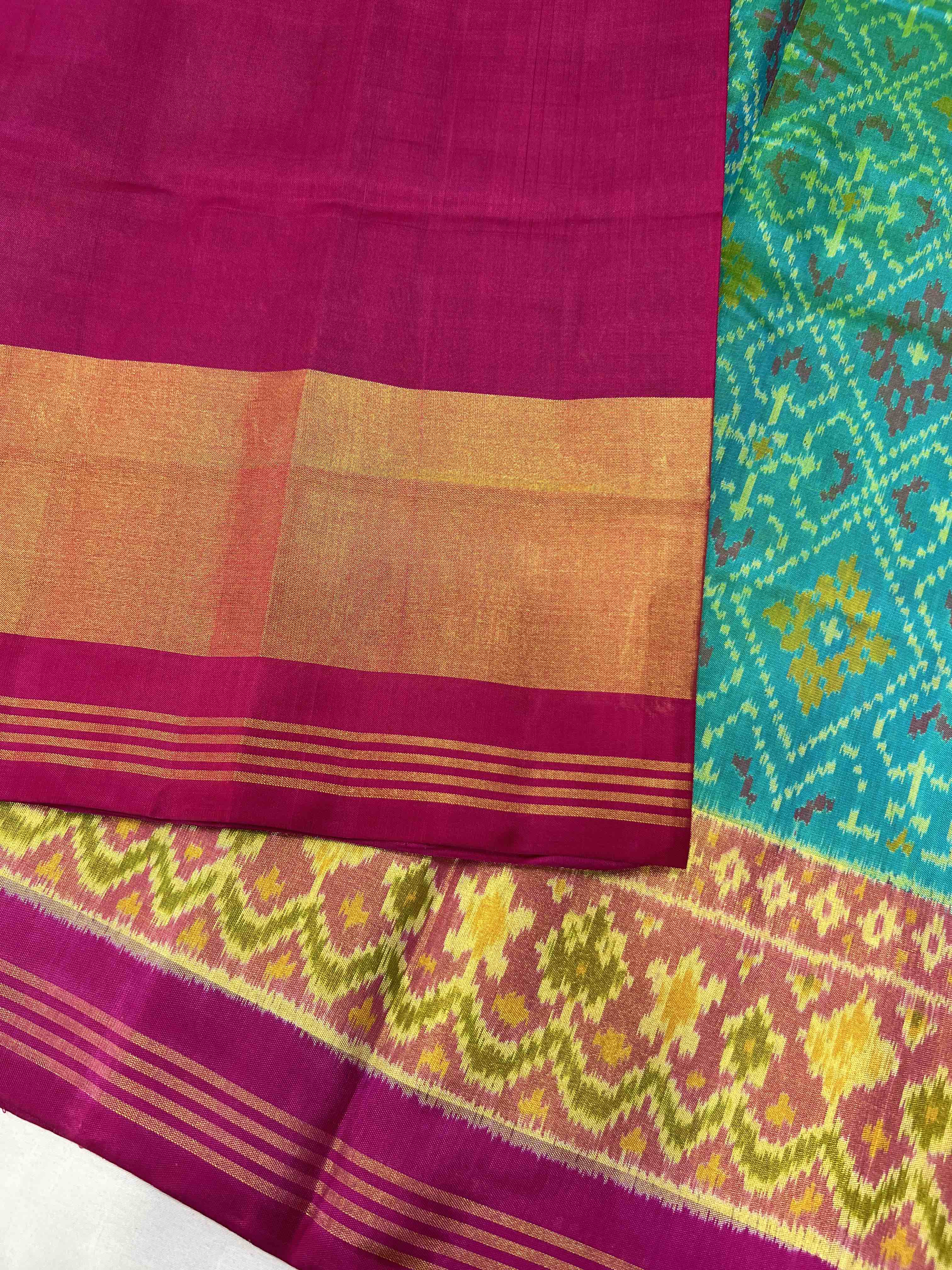 Pan-Chanda Traditional Design Handwoven Patola Silk Saree