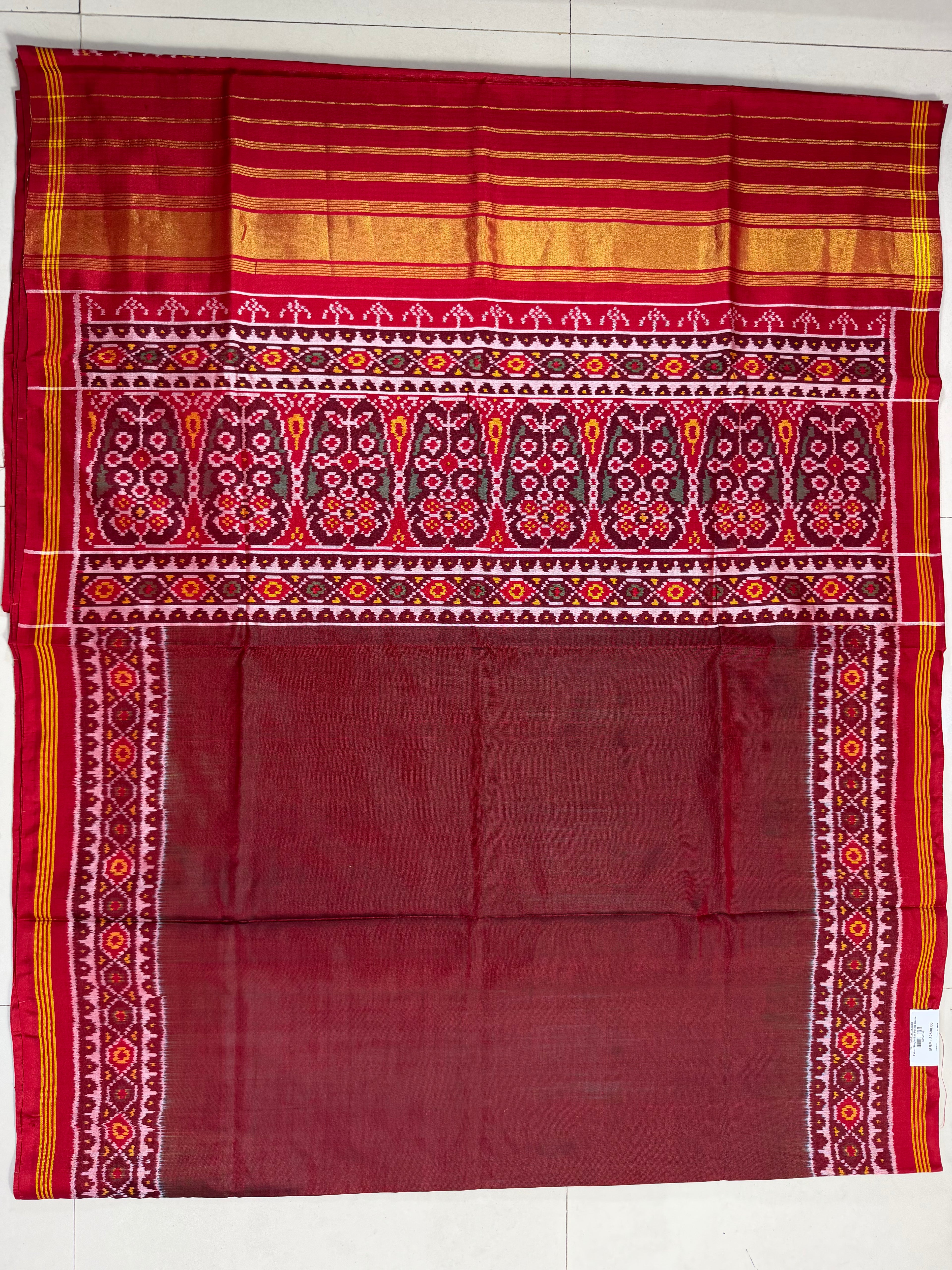 Plain Gala Border With Designer Blouse Handwoven Patola Silk Saree