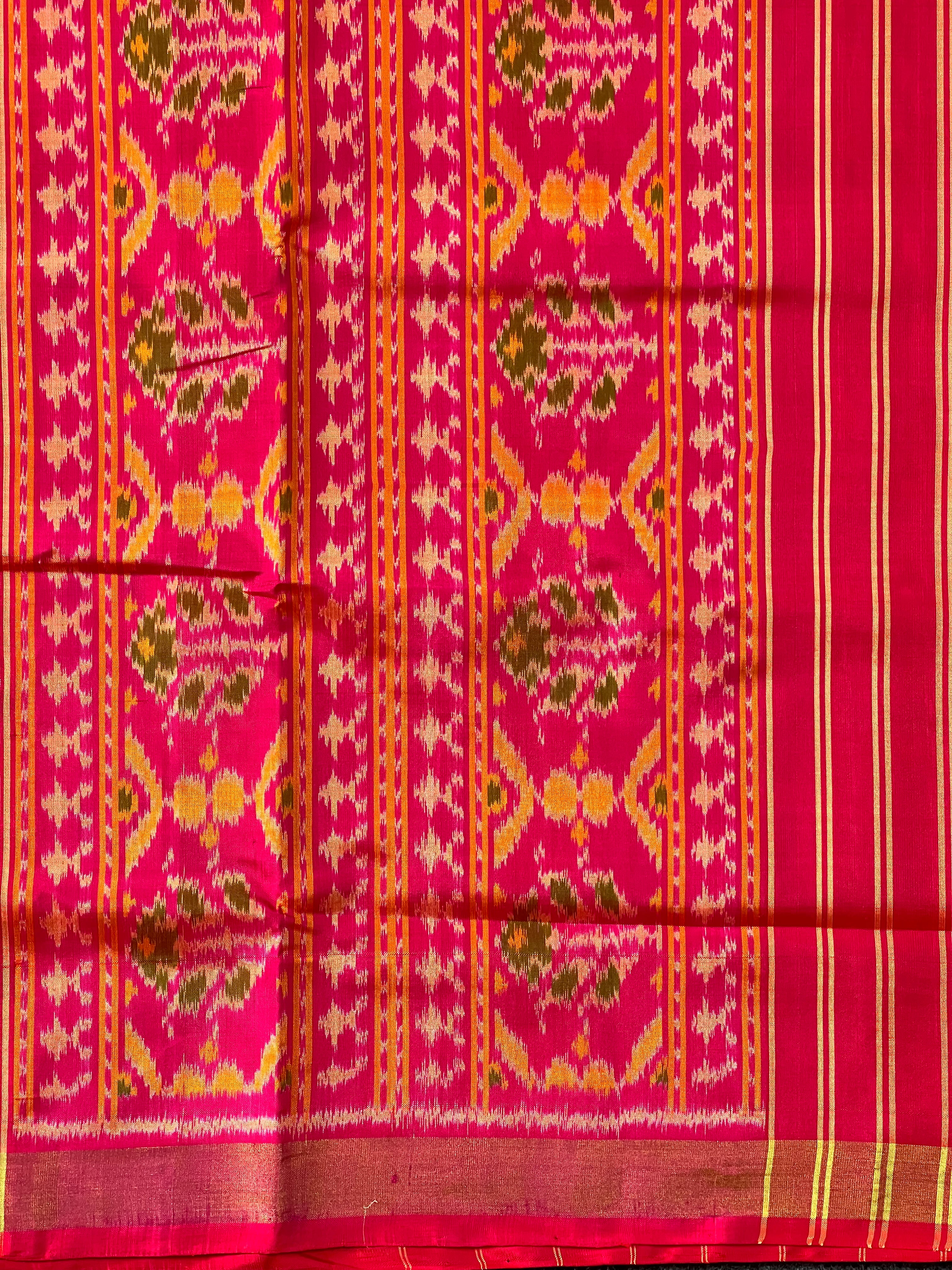 Pink Pan-Chanda Traditional Design Handwoven Patola Silk Saree