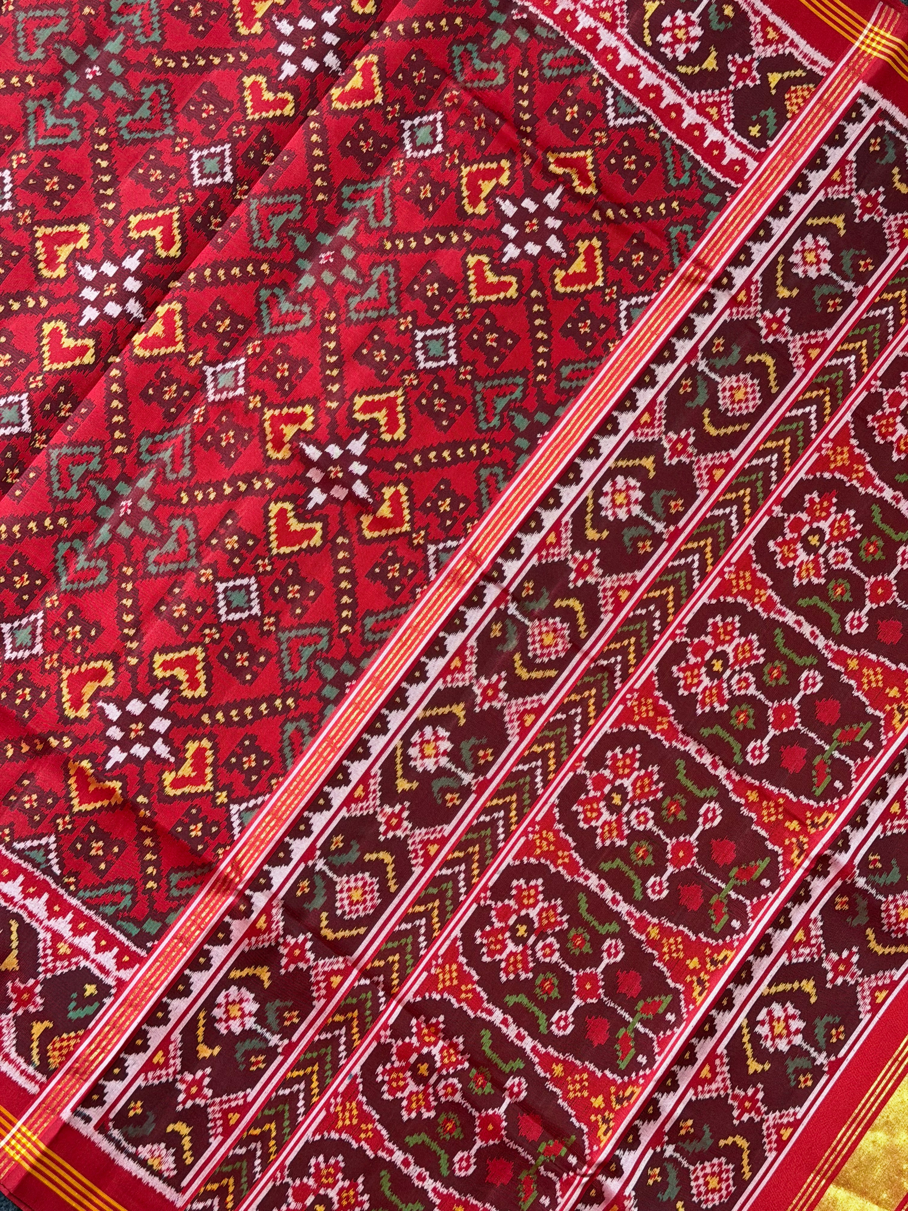 Red Color Traditional Design Handwoven Patola Silk Saree Secondary image