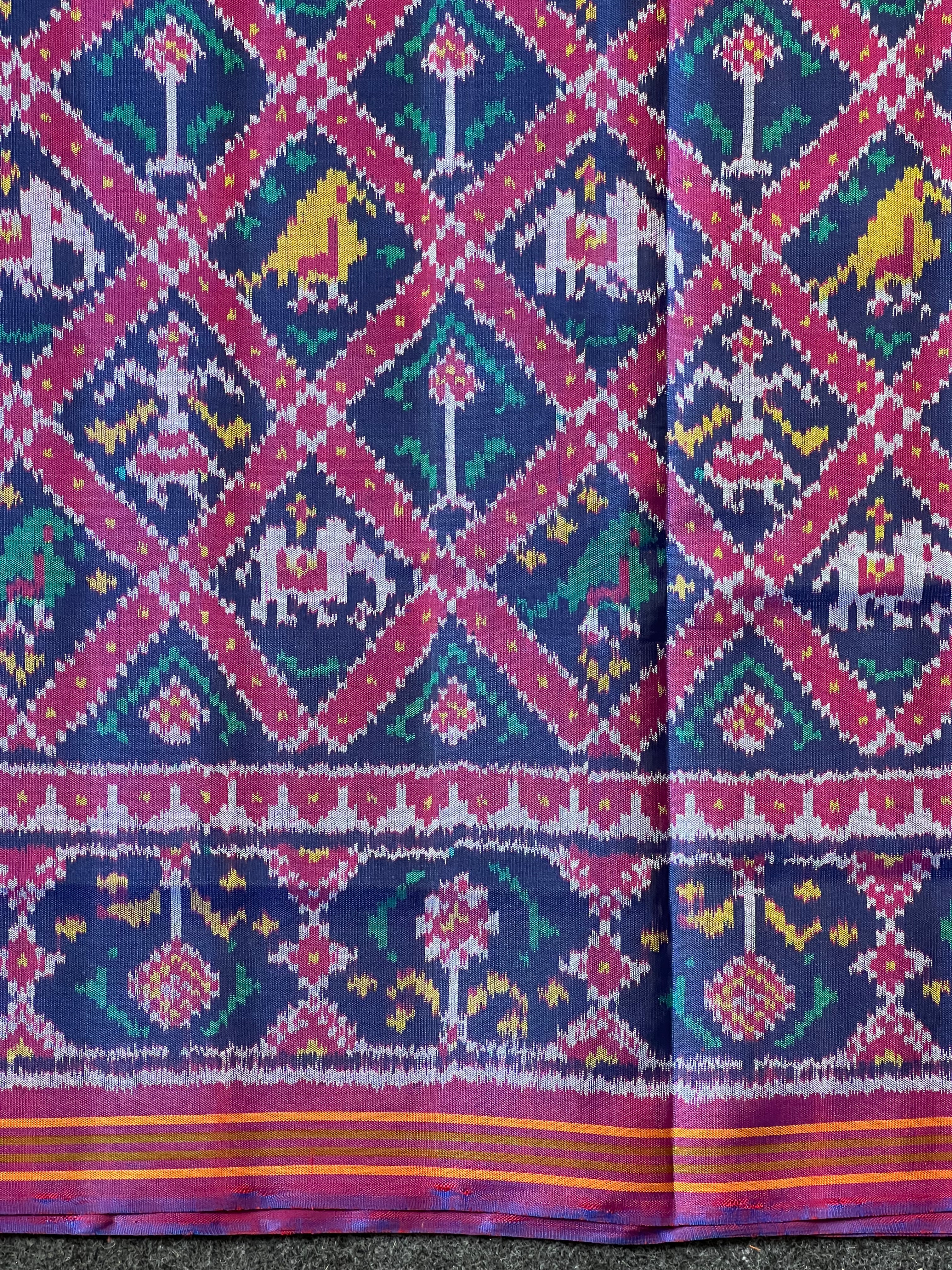 Typical Narikunj Design Handwoven Patola Silk Saree