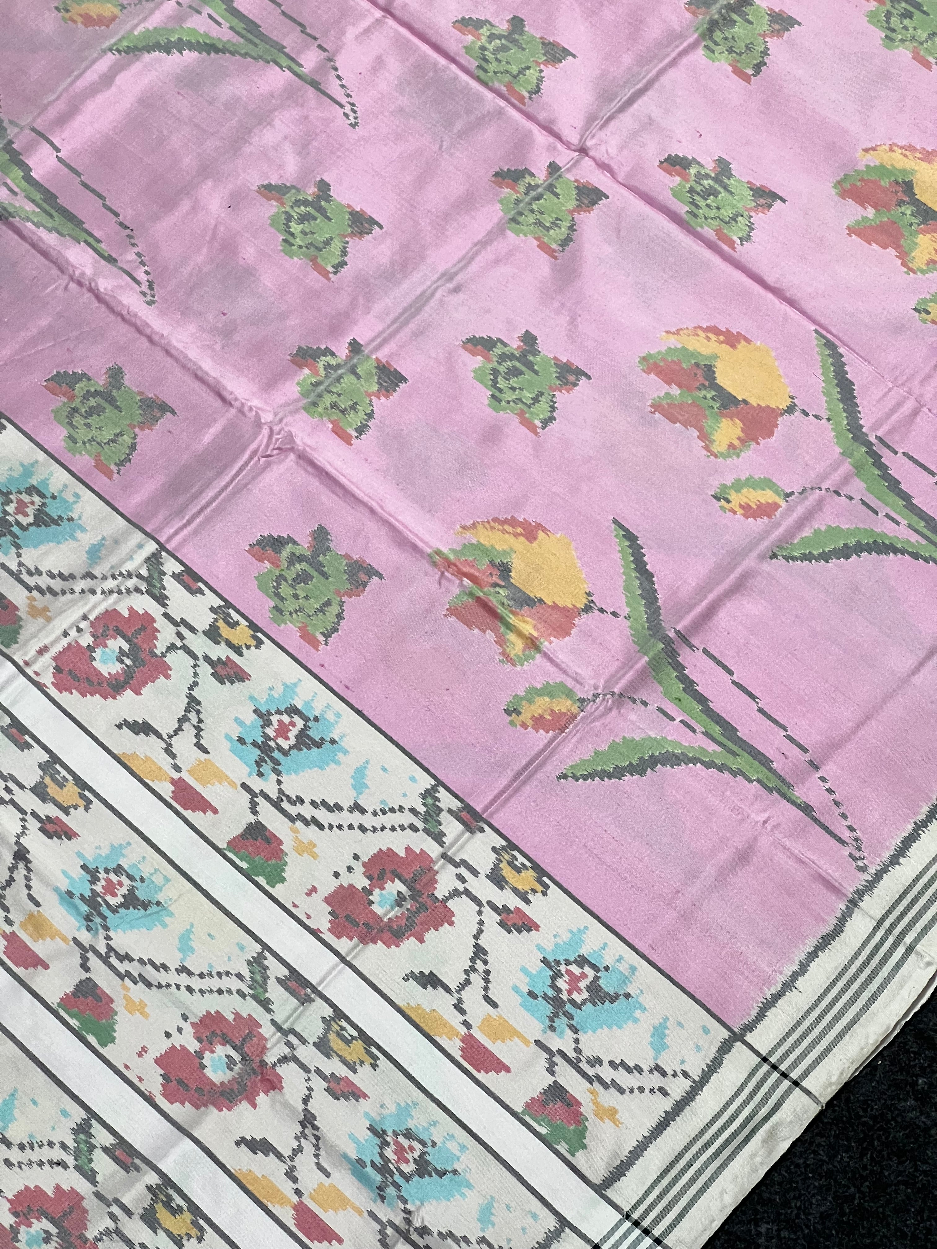 Exclusive Flower Design Handwoven Patola Silk Saree