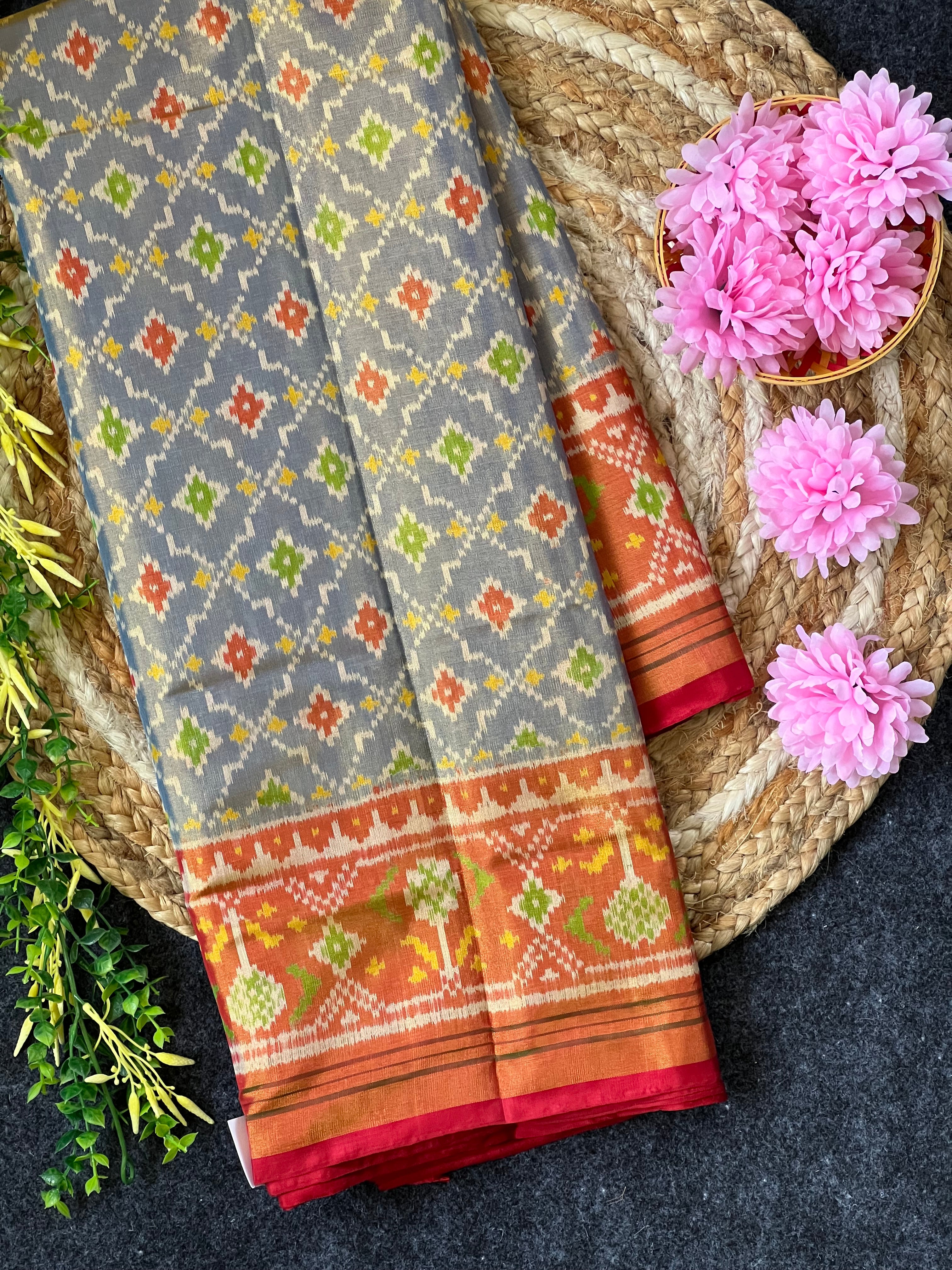 Fancy Design Pastel Purple Tissue Double Zari Patola Saree Main image