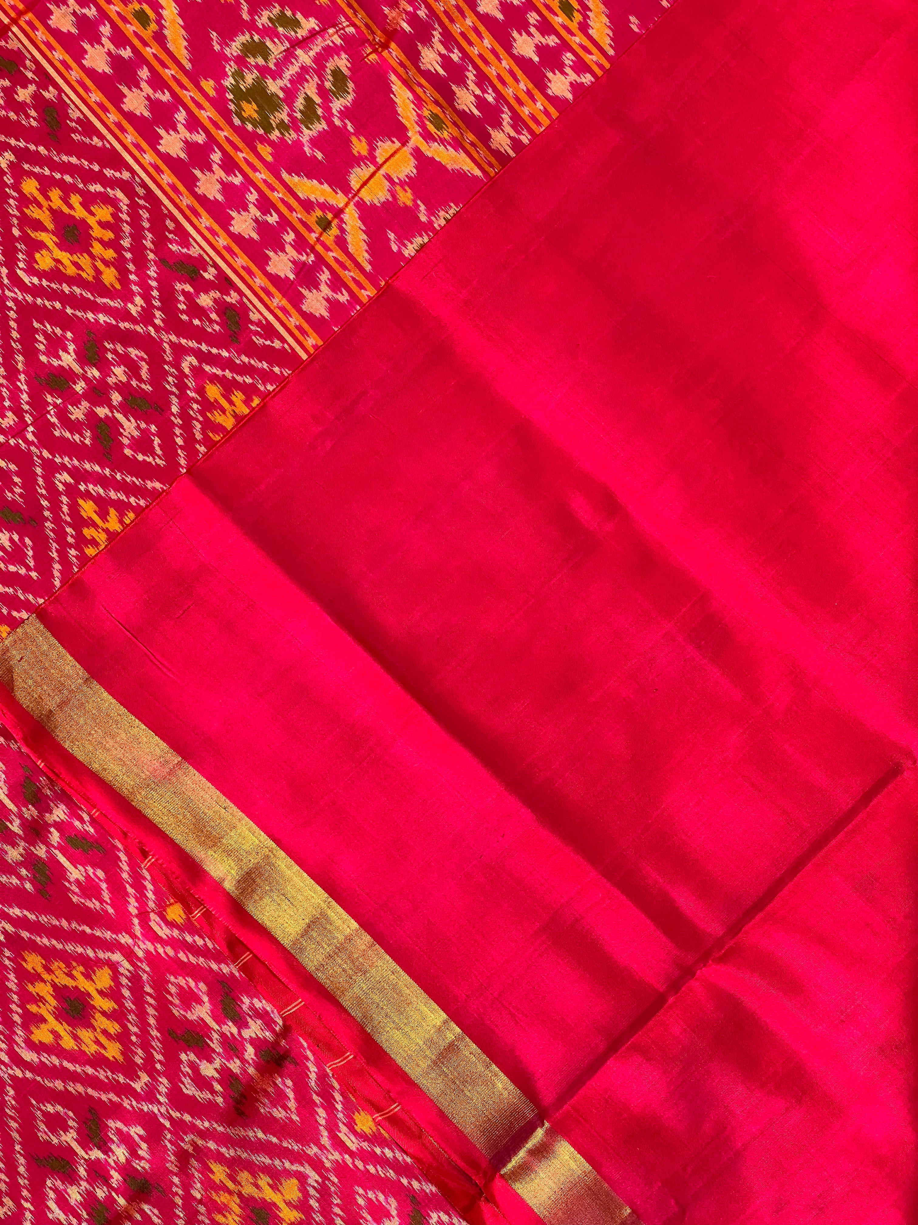 Pink Pan-Chanda Traditional Design Handwoven Patola Silk Saree