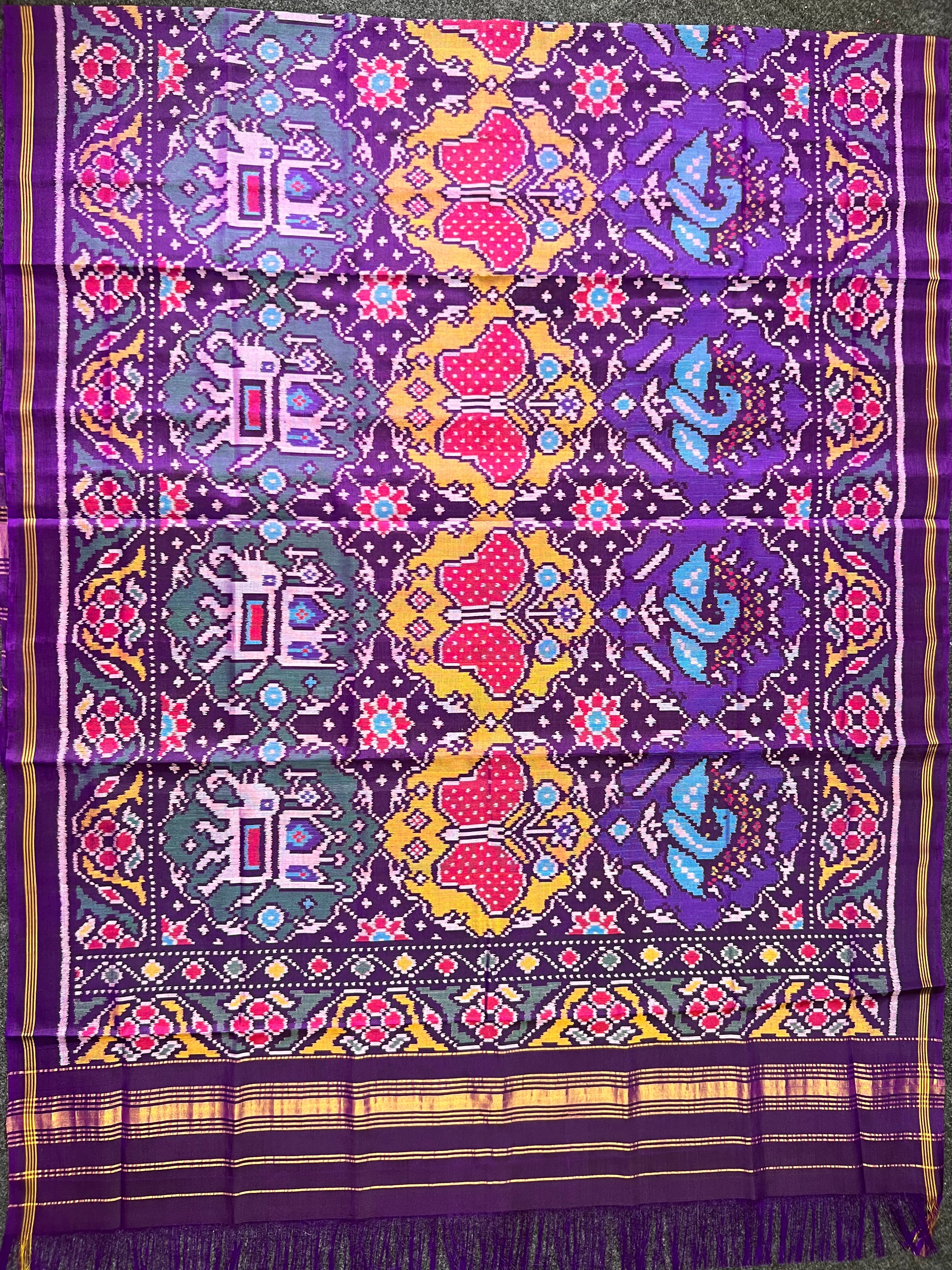 Exclusive Big Motif Design Handwoven Patola Dupatta Secondary image