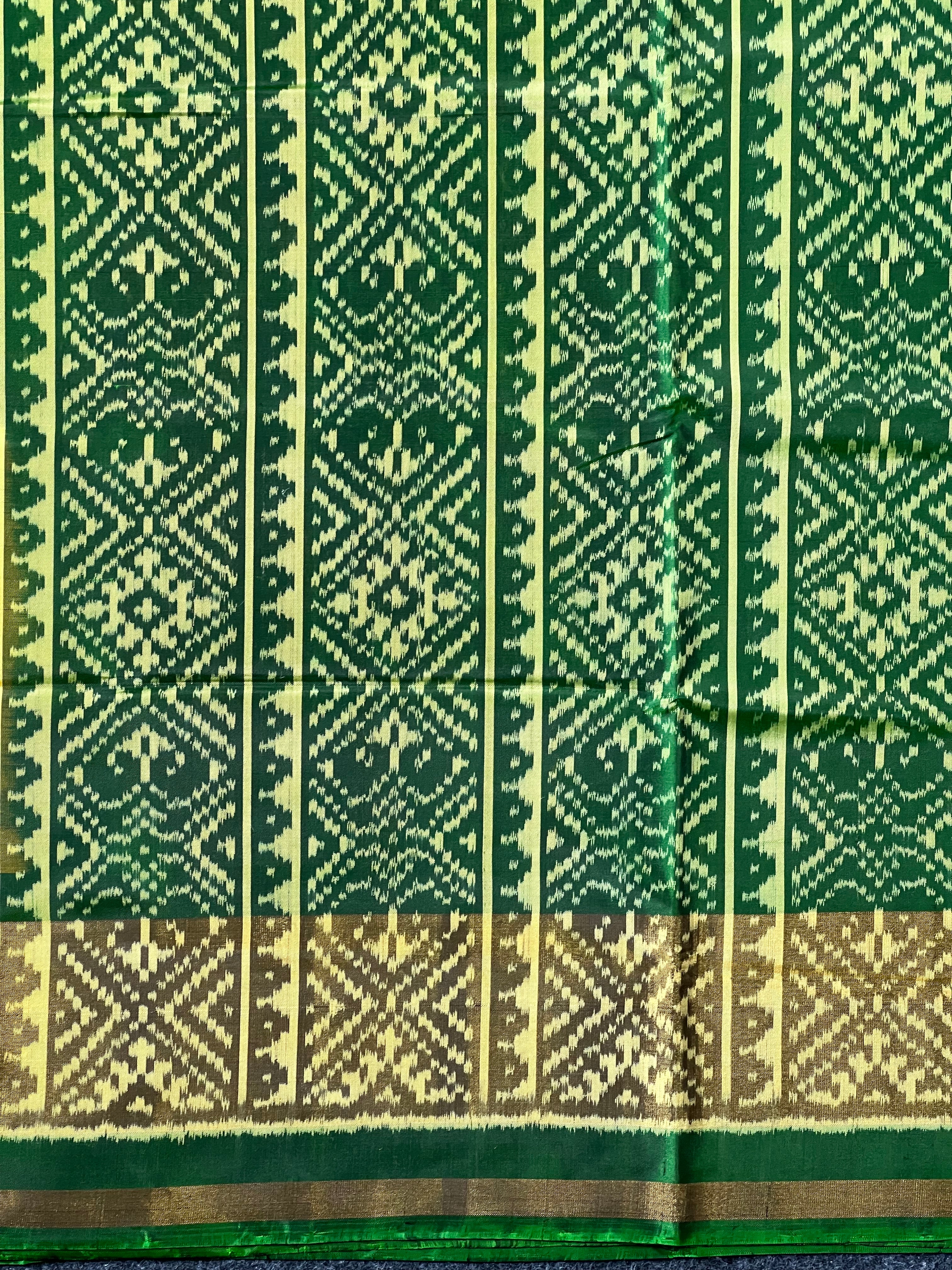 Bandhni Design Handwoven Patola Silk Saree
