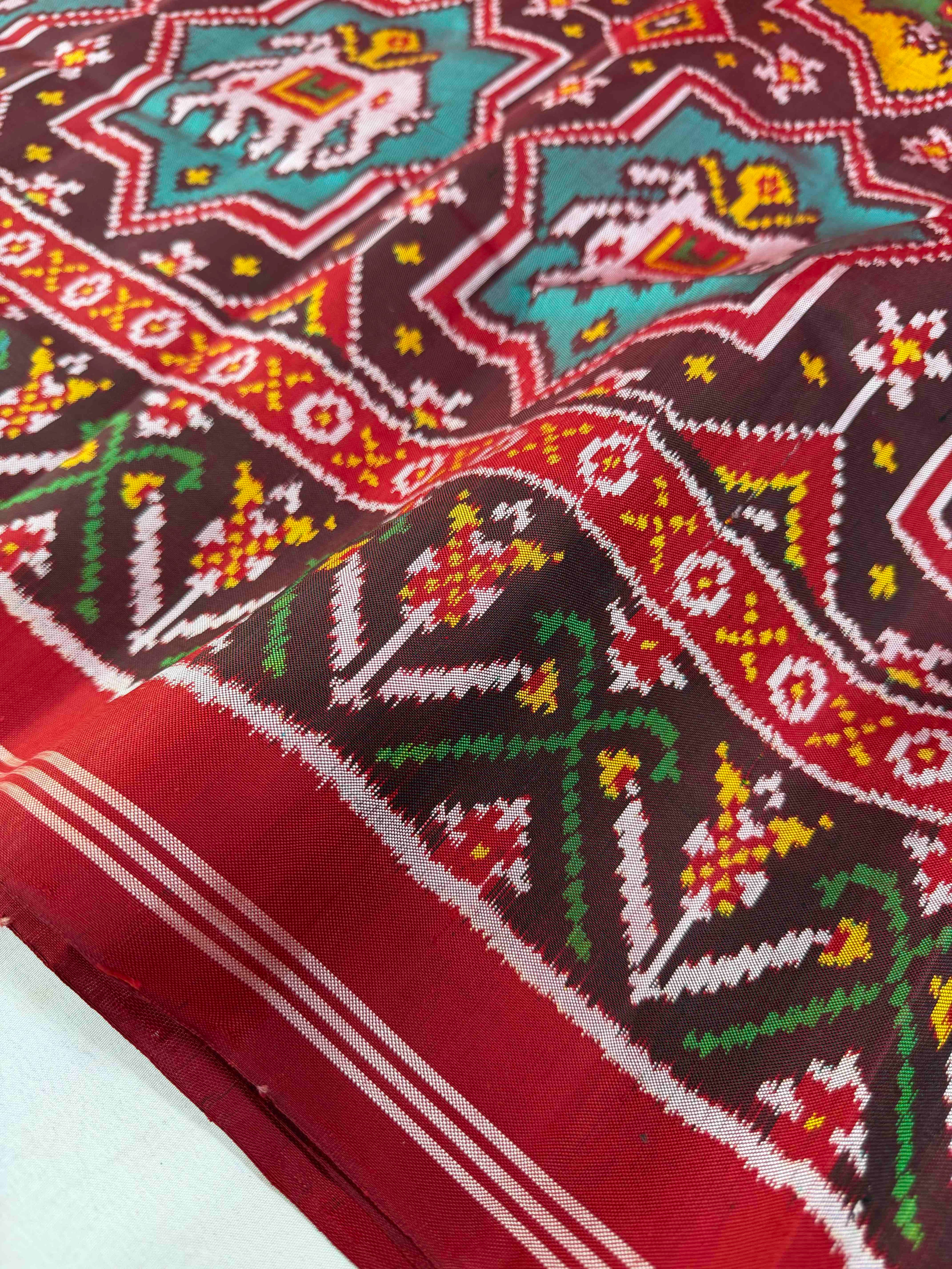 Exclusive Motif Design Handwoven Patola Silk Saree