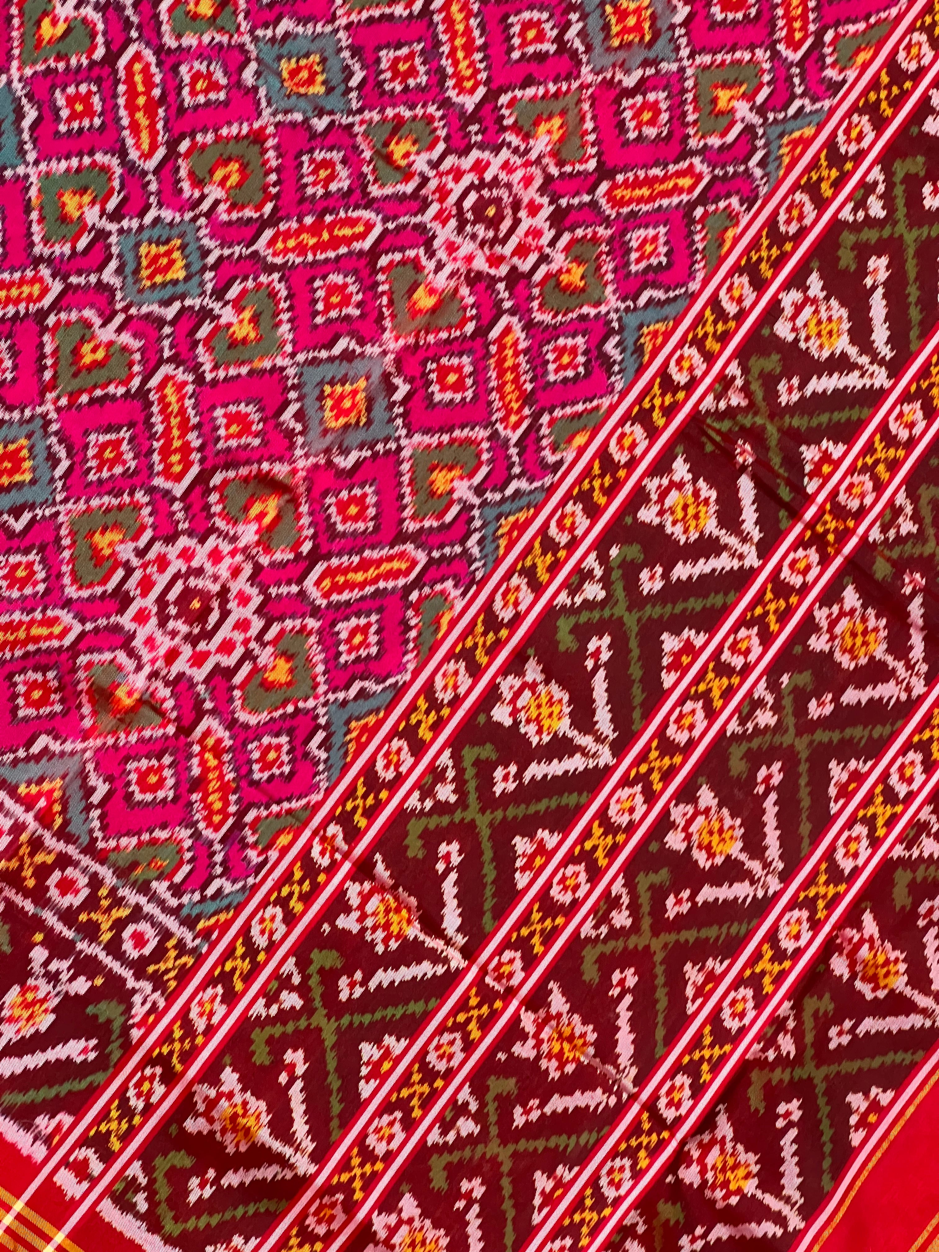 Pink Manekchowk Traditional Design Handwoven Patola Silk Saree